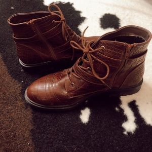 JustFab Shoes - Brown boots JustFab Shoes - Brown boots